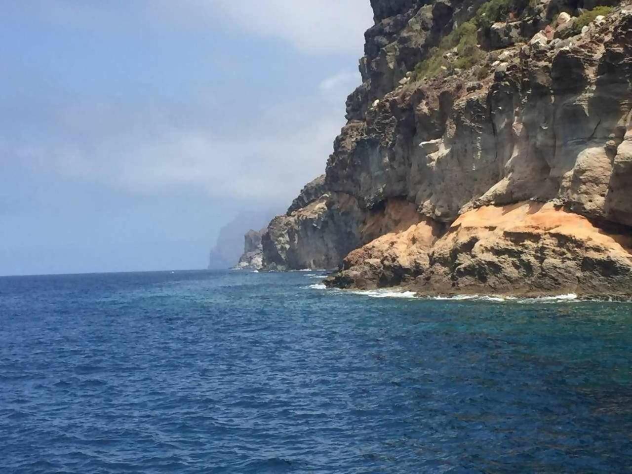Precioso Yate En El Centro Del Puerto De Mogan Hotell Eksteriør bilde
