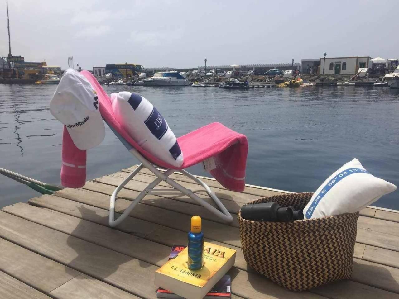 Precioso Yate En El Centro Del Puerto De Mogan Hotell Eksteriør bilde